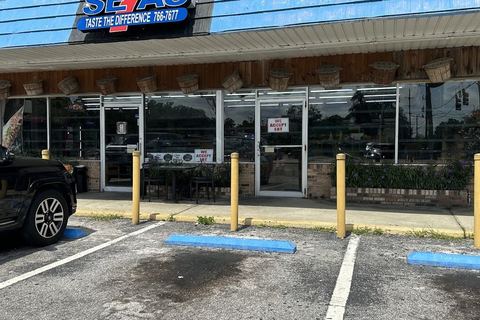 Seven Seas Crab House